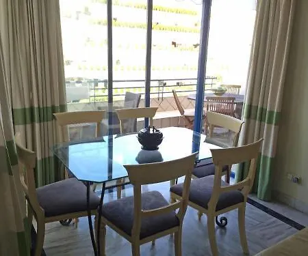 Lägenhet Serna Marbella